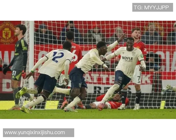 球迷炸锅：曼联这一行为引热议！